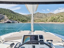 Lagoon 51 in Athens / Alimos Marina thumbnail 8