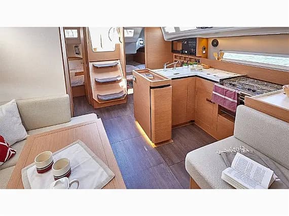 Sun Odyssey 410 in Corfu / Gouvia / D-Marin Marina Gouvia - Photo 3