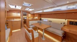 Dufour 430 in Athens / Alimos Marina thumbnail 8
