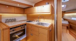 Dufour 430 in Athens / Alimos Marina thumbnail 9
