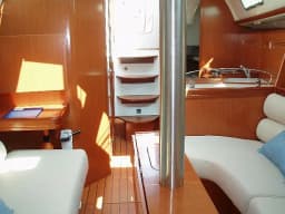 Oceanis 343 in Kos / Marina Kos thumbnail 4