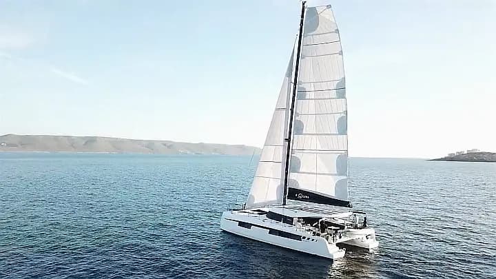 Nautitech 48 Open in Lavrion / Olympic Marina - Photo 4