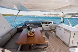 Azimut 72 in Skradin / ACI Marina Skradin thumbnail 7