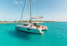 Lagoon 42 in Athens / Alimos Marina thumbnail 16