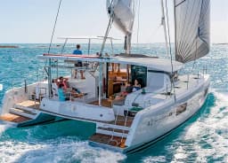 Lagoon 42 in Athens / Alimos Marina thumbnail 18