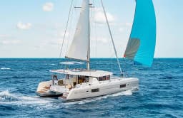 Lagoon 42 in Athens / Alimos Marina thumbnail 3