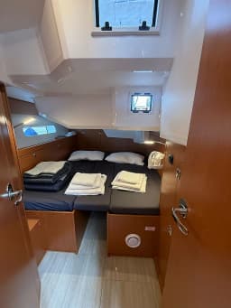 Bavaria C46 in Preveza Marina thumbnail 13
