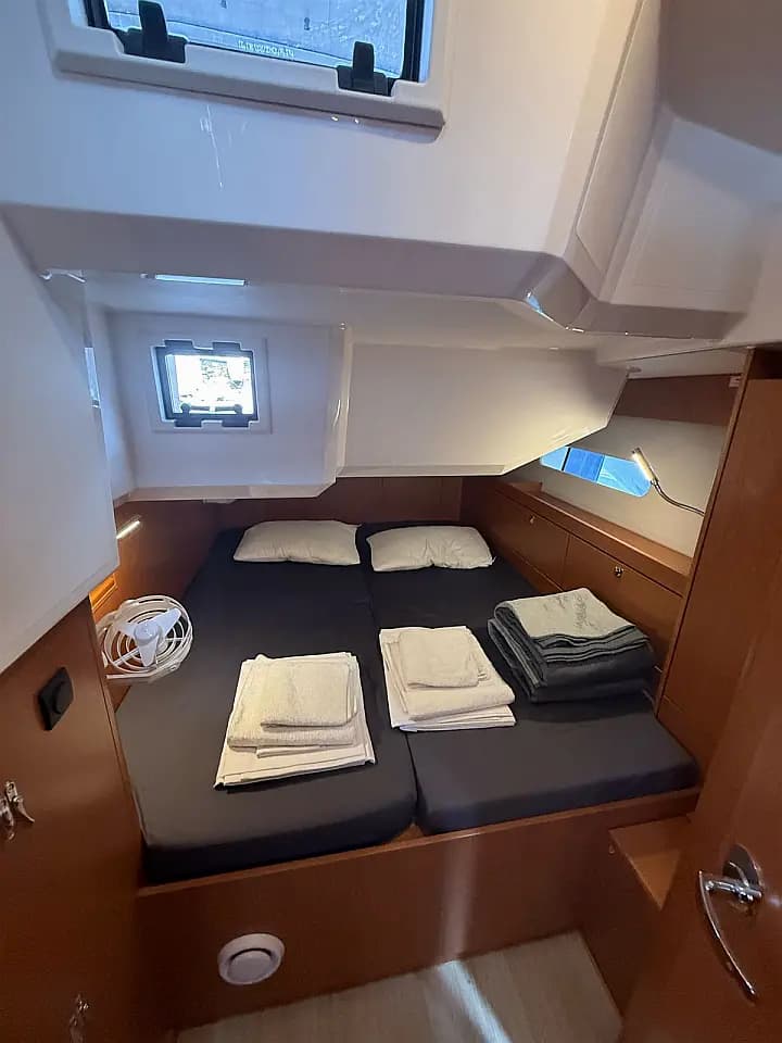 Bavaria C46 in Preveza Marina - Photo 5