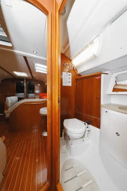 Sun Odyssey 45 in Sukošan / D-Marin Dalmacija Marina thumbnail 30