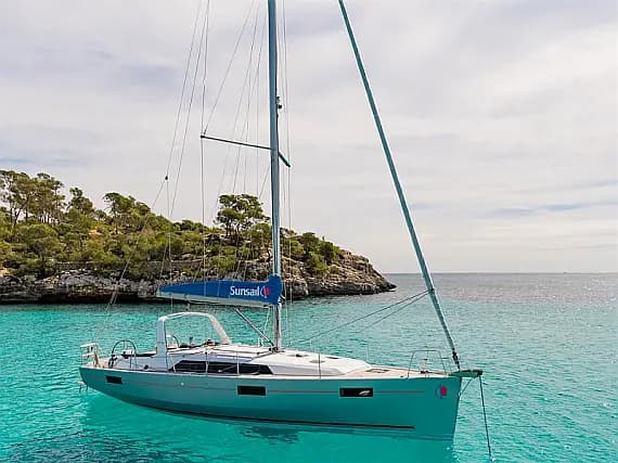 Oceanis 411 in Procida / Marina di Procida - Photo 1