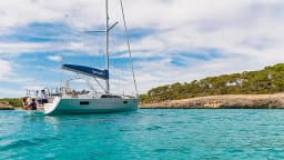 Oceanis 411 in Procida / Marina di Procida thumbnail 9