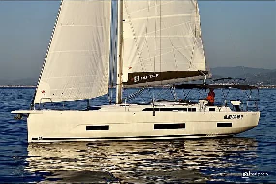 Dufour 470 in Sicily / Furnari / Marina Portorosa - image 1