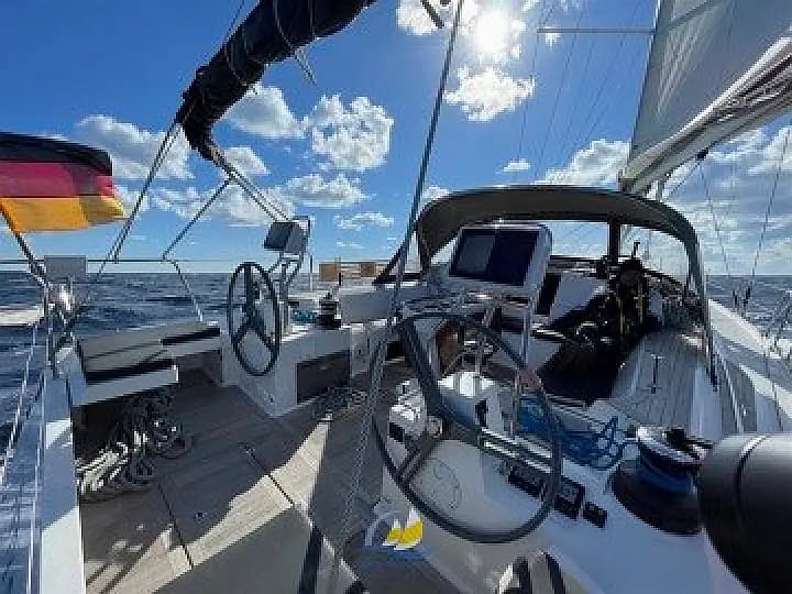 Elan Impression 50 in Mallorca / Palma de Mallorca / La Lonja Marina Charter - Photo 4