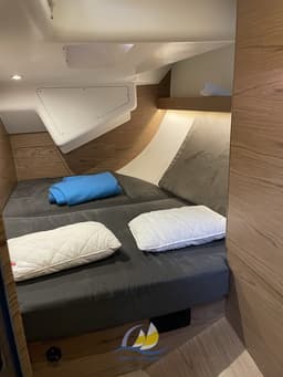 Elan Impression 50 in Mallorca / Palma de Mallorca / La Lonja Marina Charter thumbnail 8