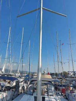 Bavaria C42 in Lefkada / D-Marin Marina Lefkas thumbnail 6