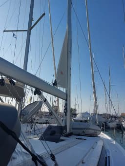 Bavaria C42 in Lefkada / D-Marin Marina Lefkas thumbnail 8