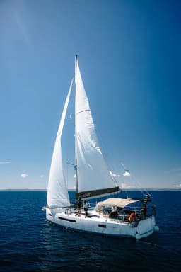 Sun Odyssey 490 in Nikiti - Chalkidiki / Nikiti thumbnail 10