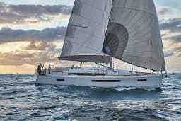Sun Odyssey 490 in Nikiti - Chalkidiki / Nikiti thumbnail 3