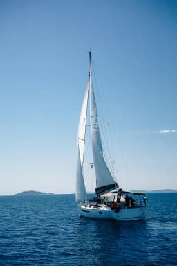 Sun Odyssey 490 in Nikiti - Chalkidiki / Nikiti thumbnail 6