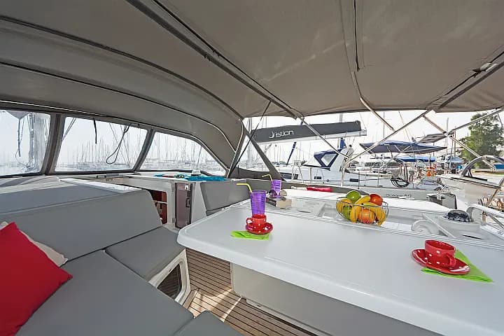 Oceanis 51.1 in Lefkada / D-Marin Marina Lefkas - Photo 4