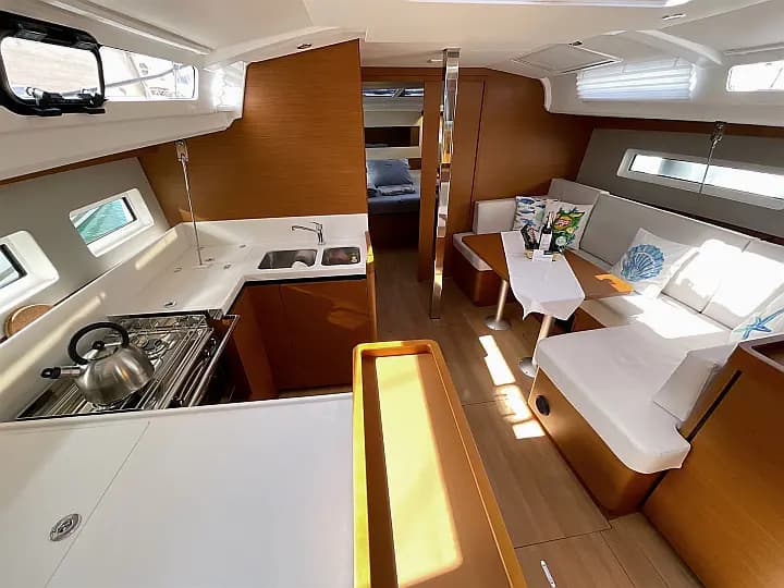 Sun Odyssey 440 in Marmaris / Netsel Marmaris Marina - Photo 4