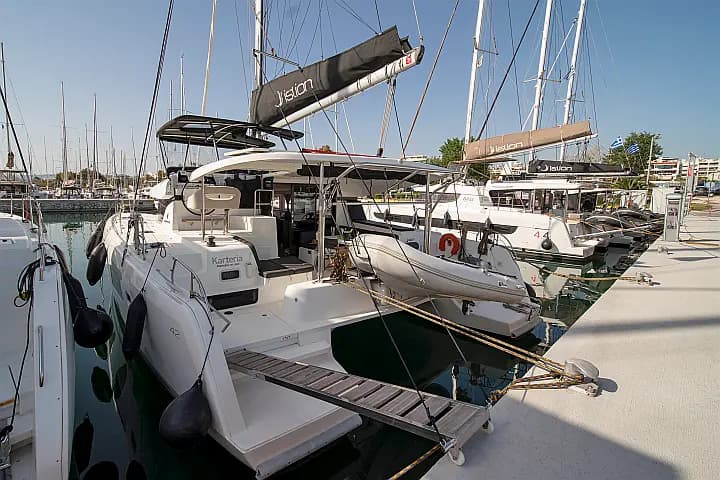 Lagoon 42 in Athens / Alimos Marina - Photo 4