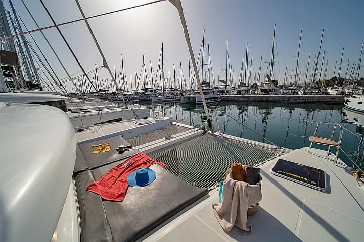 Lagoon 42 in Athens / Alimos Marina - Photo 5