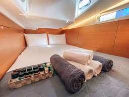 Sun Odyssey 410 in Athens / Alimos Marina thumbnail 11