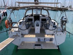 Sun Odyssey 410 in Athens / Alimos Marina thumbnail 14