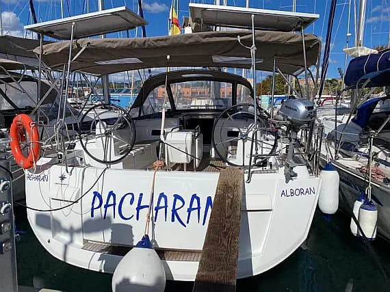 Sun Odyssey 519 in Mallorca / Palma de Mallorca / La Lonja Marina Charter - Photo 1