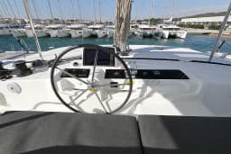 Lagoon 46 in Sukošan / D-Marin Dalmacija Marina thumbnail 25