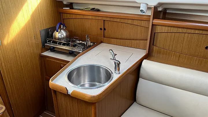 Sun Odyssey 29.2 in Arzon / Port du Crouesty - Photo 5