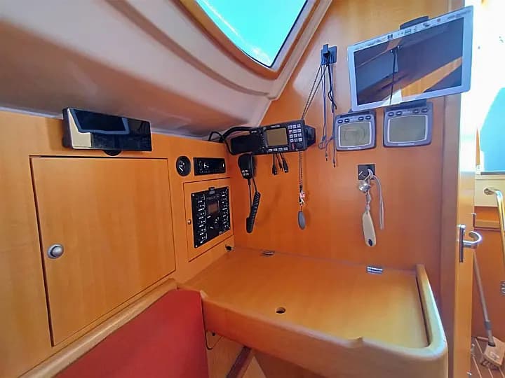 Maxus 28 Standard in Saint-Quay-Portrieux / Port d'Armor - Photo 4