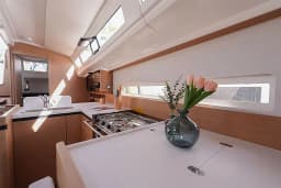 Sun Odyssey 410 in Salerno thumbnail 16