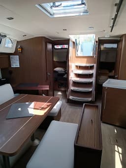 Oceanis 46.1 in Lavrion Main Port thumbnail 8