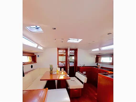 Oceanis 48 in Kaštel Gomilica / Marina Kaštela - Photo 3