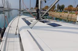Oceanis 46.1 in Athens / Alimos Marina thumbnail 10