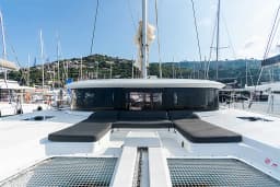 Lagoon 46 in Sicily / Castellammare del Golfo / Porto di Castellammare del Golfo thumbnail 8