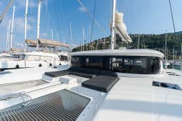 Lagoon 46 in Sicily / Castellammare del Golfo / Porto di Castellammare del Golfo thumbnail 9