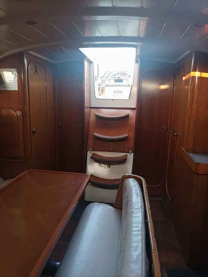 Oceanis 37 in Lefkada / Nikiana Marina - Photo 4