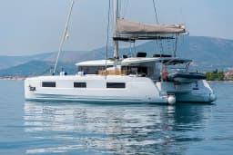 Lagoon 46 in Kaštel Gomilica / Marina Kaštela thumbnail 3