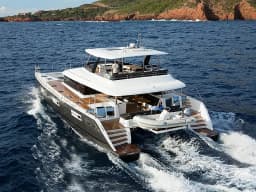 Lagoon Power 630 in Lavrion Marina thumbnail 16