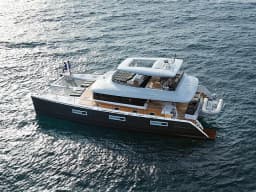 Lagoon Power 630 in Lavrion Marina thumbnail 17