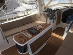 Oceanis 51.1 in Athens / Alimos Marina thumbnail 11