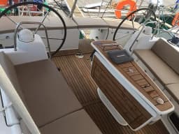 Oceanis 51.1 in Athens / Alimos Marina thumbnail 13