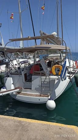 Oceanis 51.1 in Athens / Alimos Marina thumbnail 7