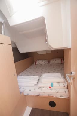 Oceanis 38.1 in Orhaniye / Marti Marina thumbnail 13