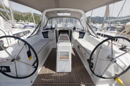 Oceanis 38.1 in Orhaniye / Marti Marina thumbnail 7