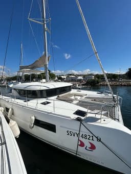 Lagoon 46 in Sardinia / Cagliari / Marina di Cagliari thumbnail 46