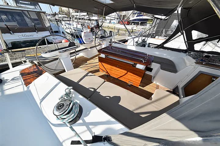 Bavaria Cruiser 56 in Zadar / D-Marin Borik - Photo 4